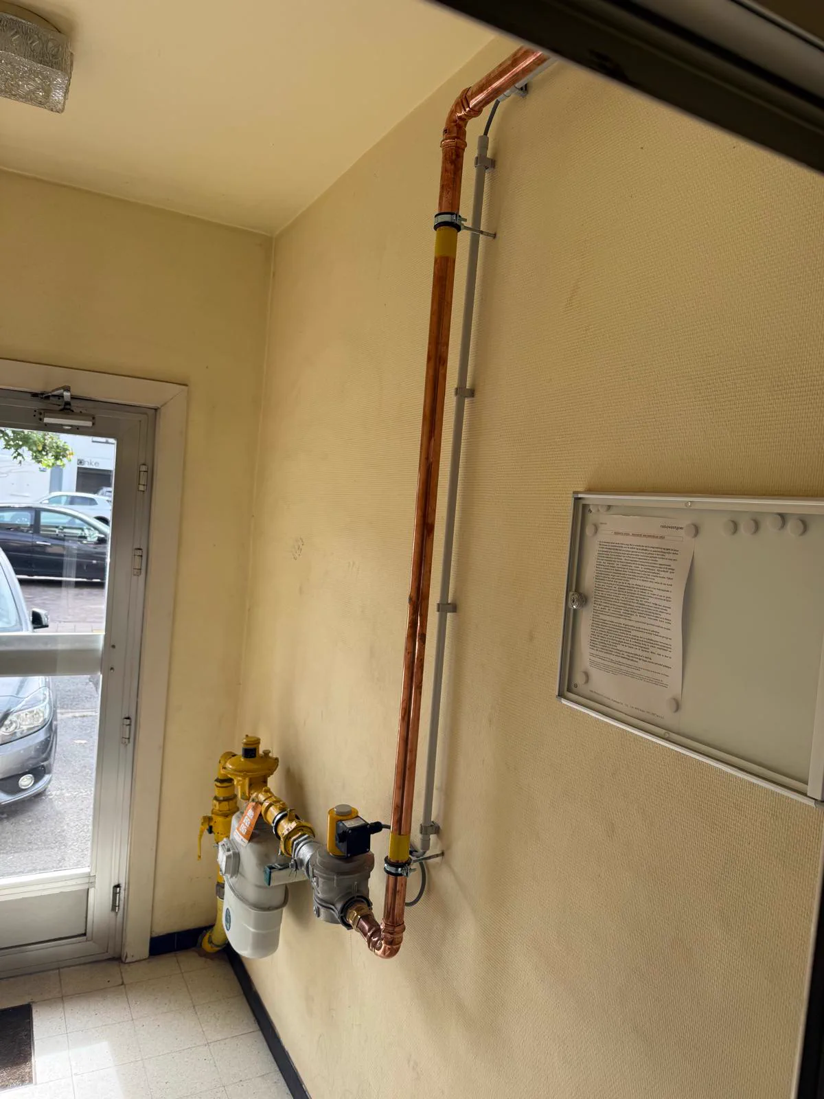 Integratie van gasleiding bij ombouw centrale stookplaats in appartementsgebouw in Zulte